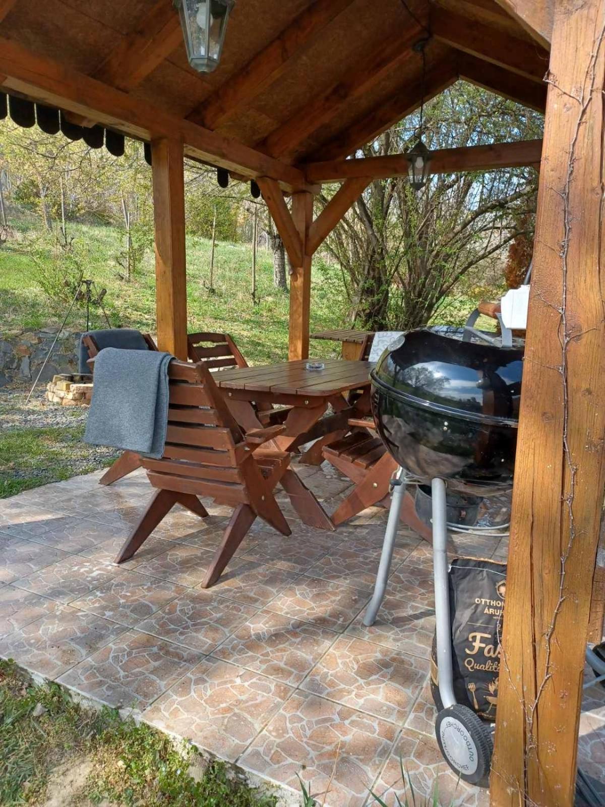 Szigligeti Panoráma Apartmanház Esterno foto