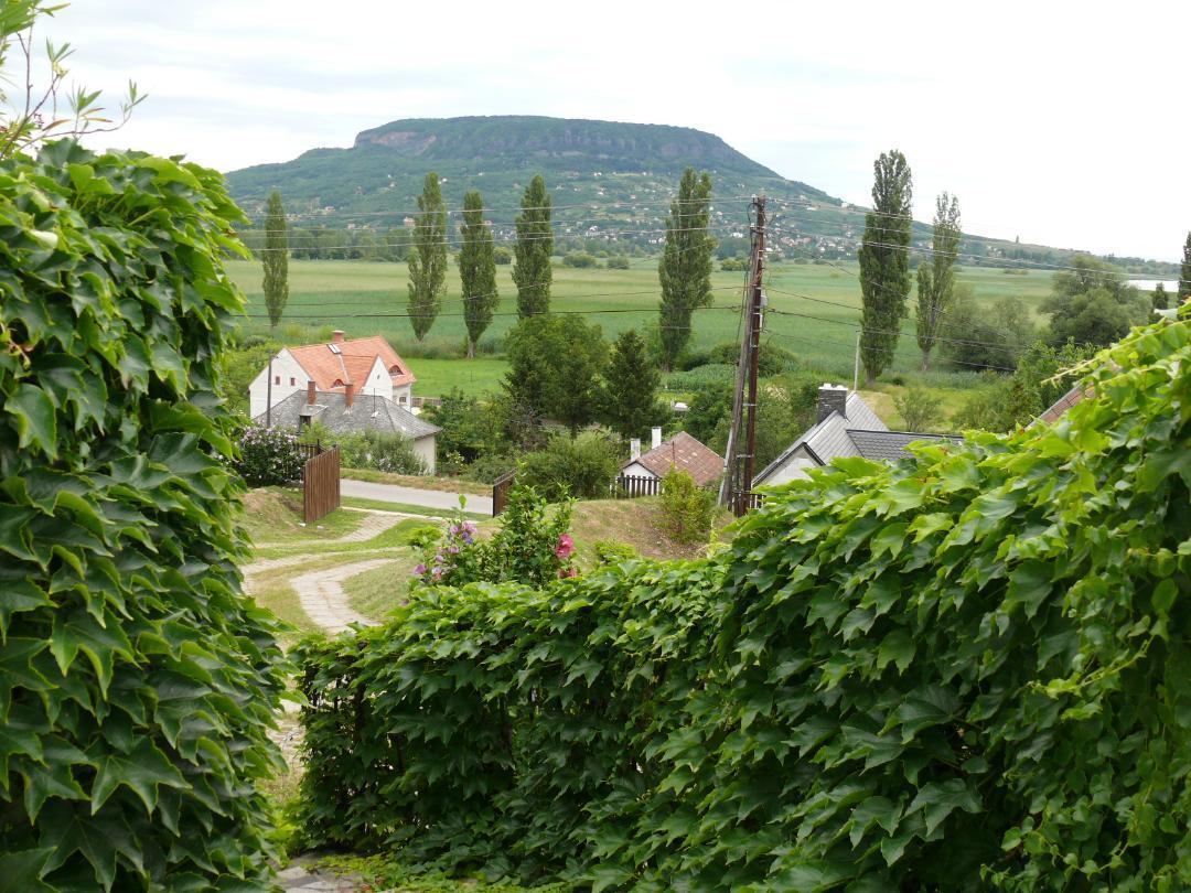 Szigligeti Panoráma Apartmanház Esterno foto